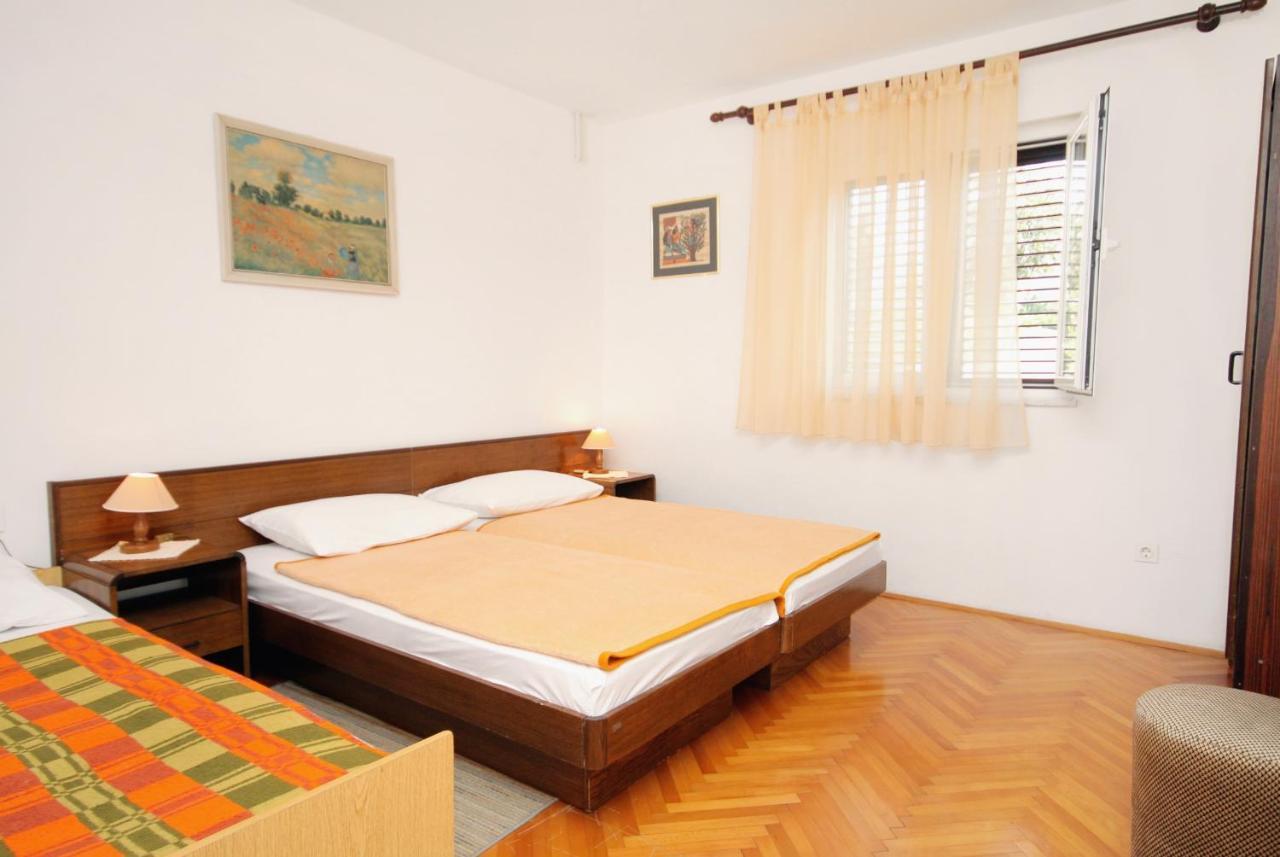 Apartments With A Parking Space Novi Vinodolski - 5587 외부 사진