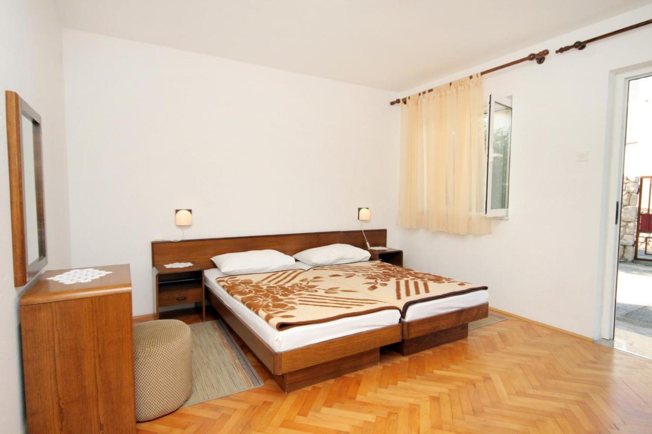 Apartments With A Parking Space Novi Vinodolski - 5587 외부 사진
